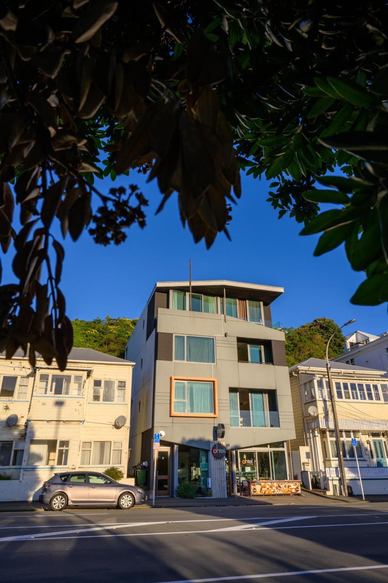 Ohtel Wellington Hotel Екстериор снимка