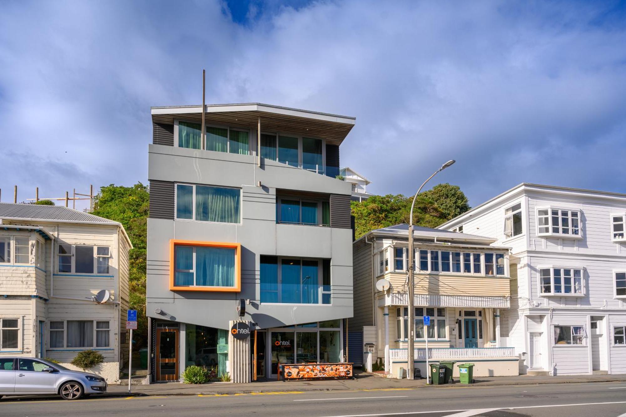 Ohtel Wellington Hotel Екстериор снимка