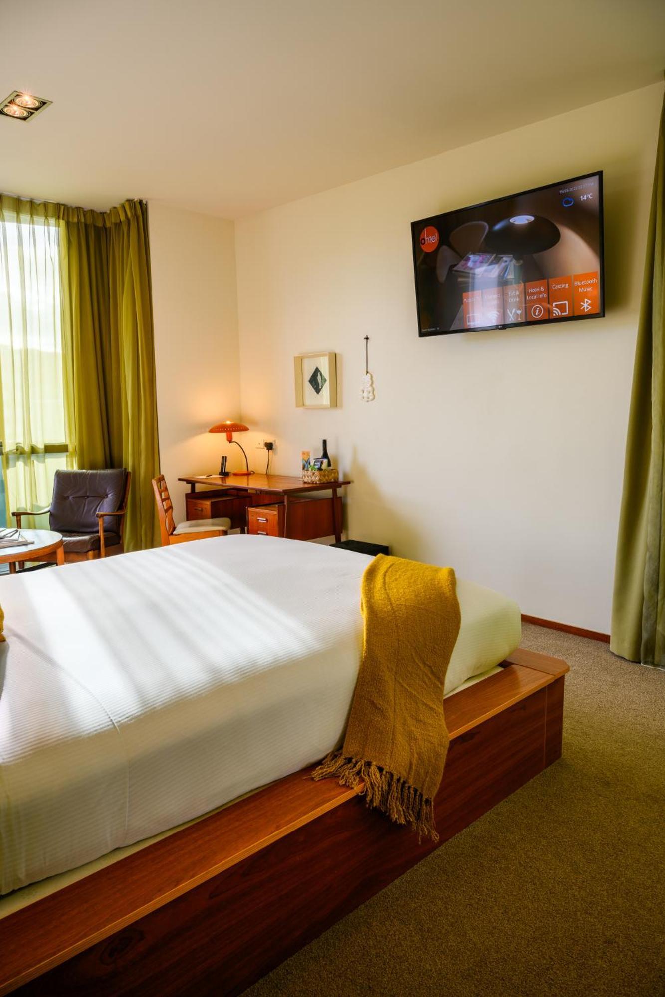 Ohtel Wellington Hotel Екстериор снимка